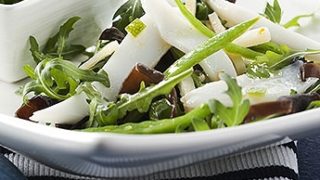 Salade de seiches aux zestes de yuzu, chutney de concombre